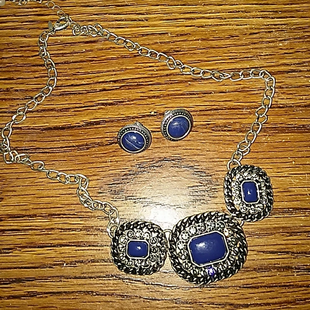 Necklace and Earring Set